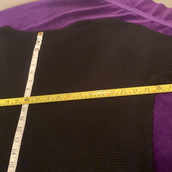 WIlfred black sweater size M, excellent used condition - Picture 4 of 7